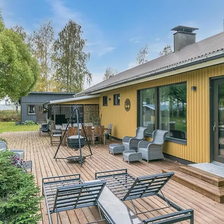 Kiviniemi By Interhome 케리마키